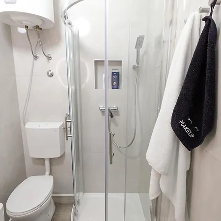 Dino Apartman