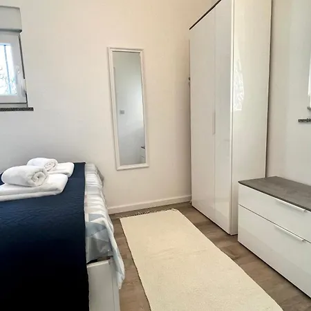Apartment Dino *