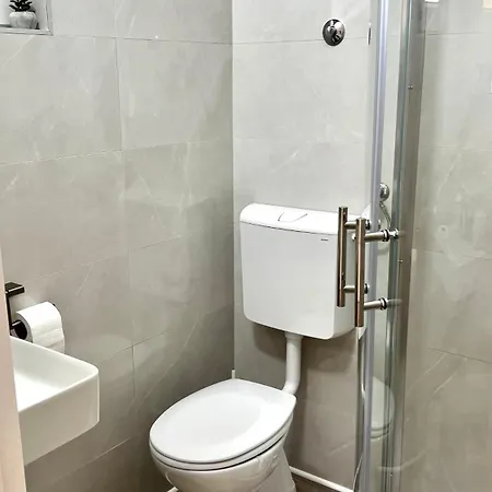 Dino Apartmán *